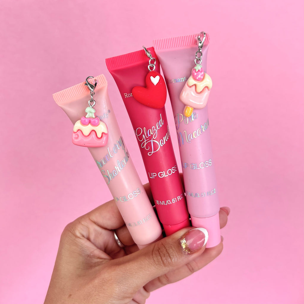 LIP GLOSS