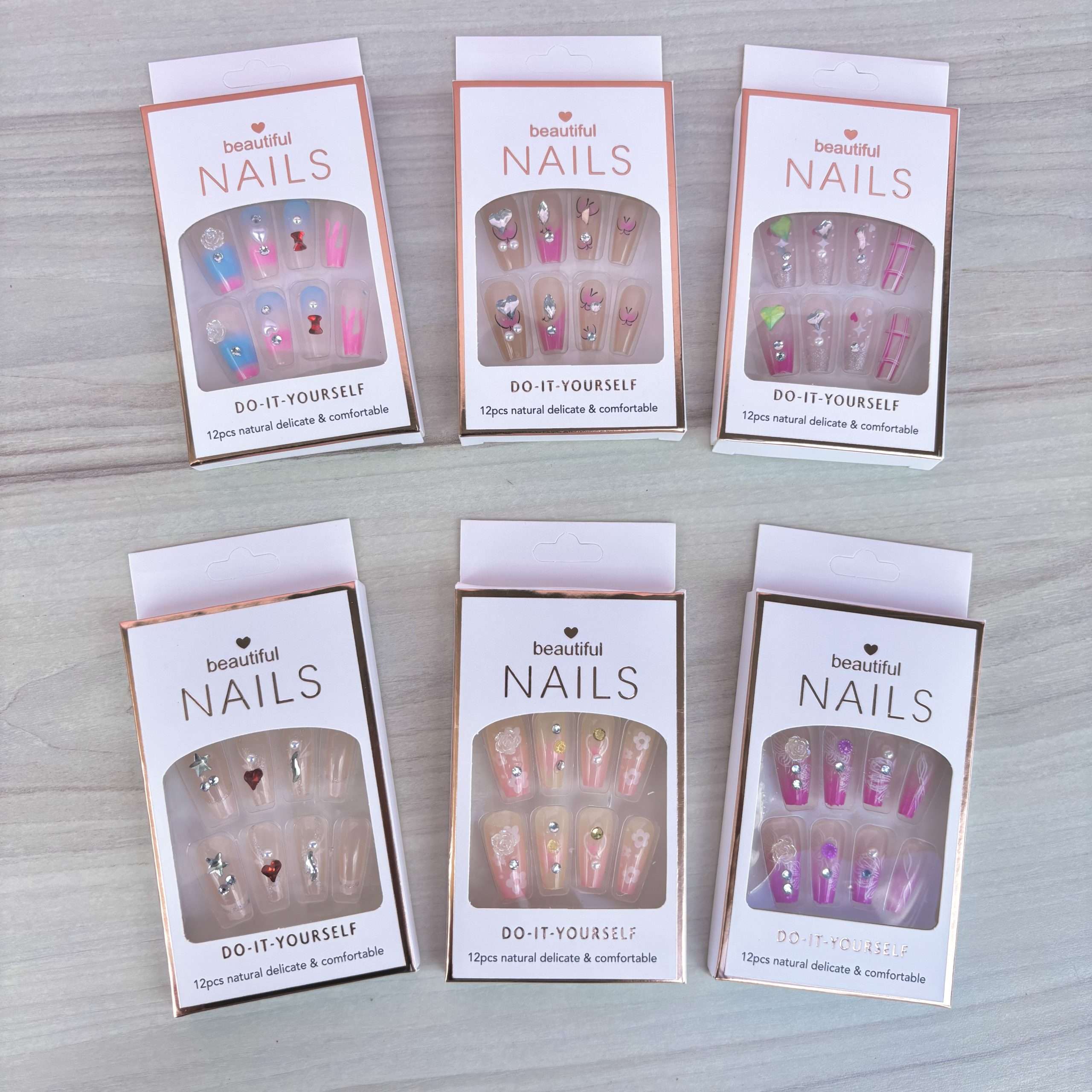 UÑAS