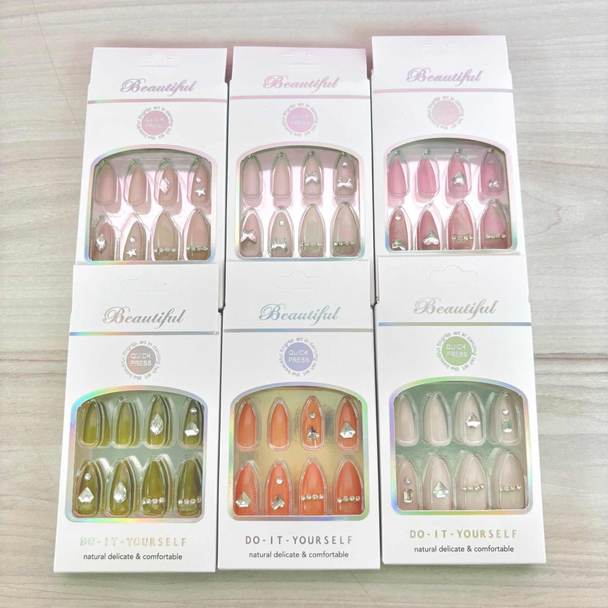 UÑAS