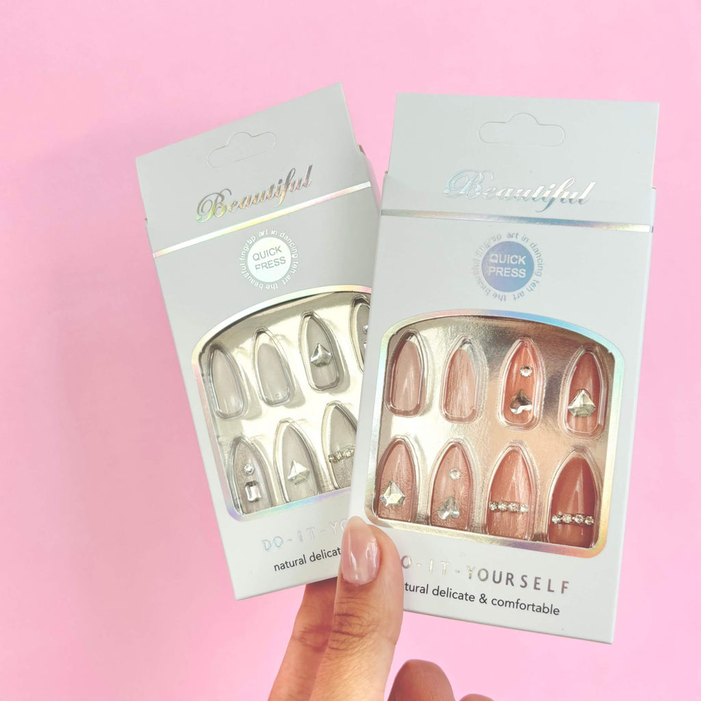 UÑAS